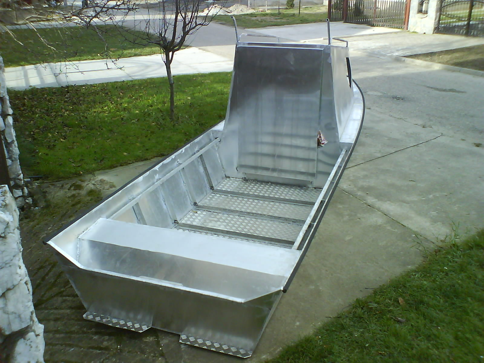 Aluminijumski camci